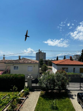 Studio Apartment Rijeka Zamet 500m from Sea and free Parking